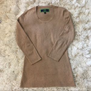 Tan C. Wonder Fitted Sweater 🍂